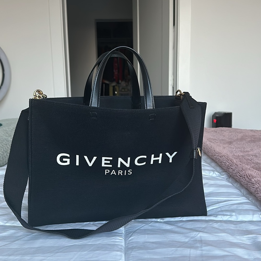 Givenchy Tote black